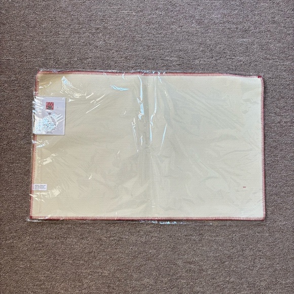 New Ohio State Rug - Picture 3 of 5